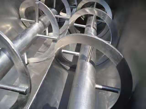 �p��������C(j��)